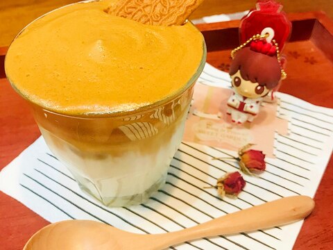 流行りのダルゴナコーヒーでおうちカフェ♬